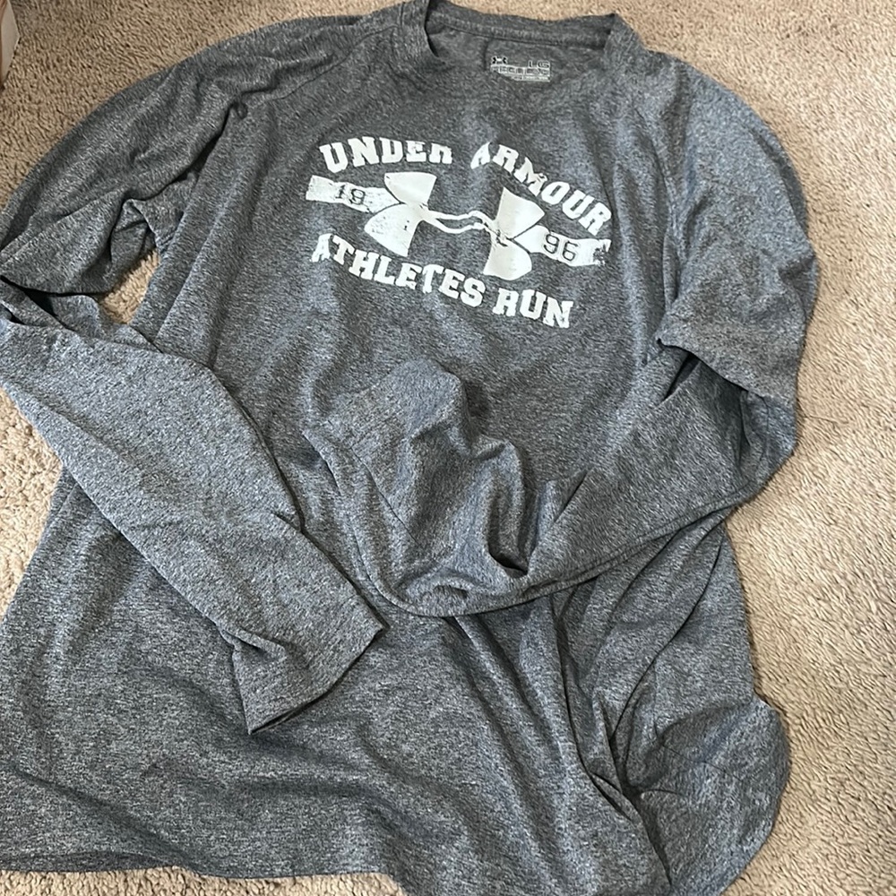 Under Armour Long-Sleeved Shirt